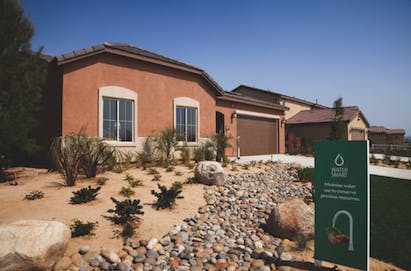 66fdb93d36c97e5b0e8b533f Green