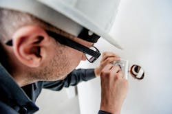 66fdb9b9de5fd18e34547e82 Electrician1080554 1920201 66fdb9b9de5fd18e34547e82 Electrician1080554 1920201