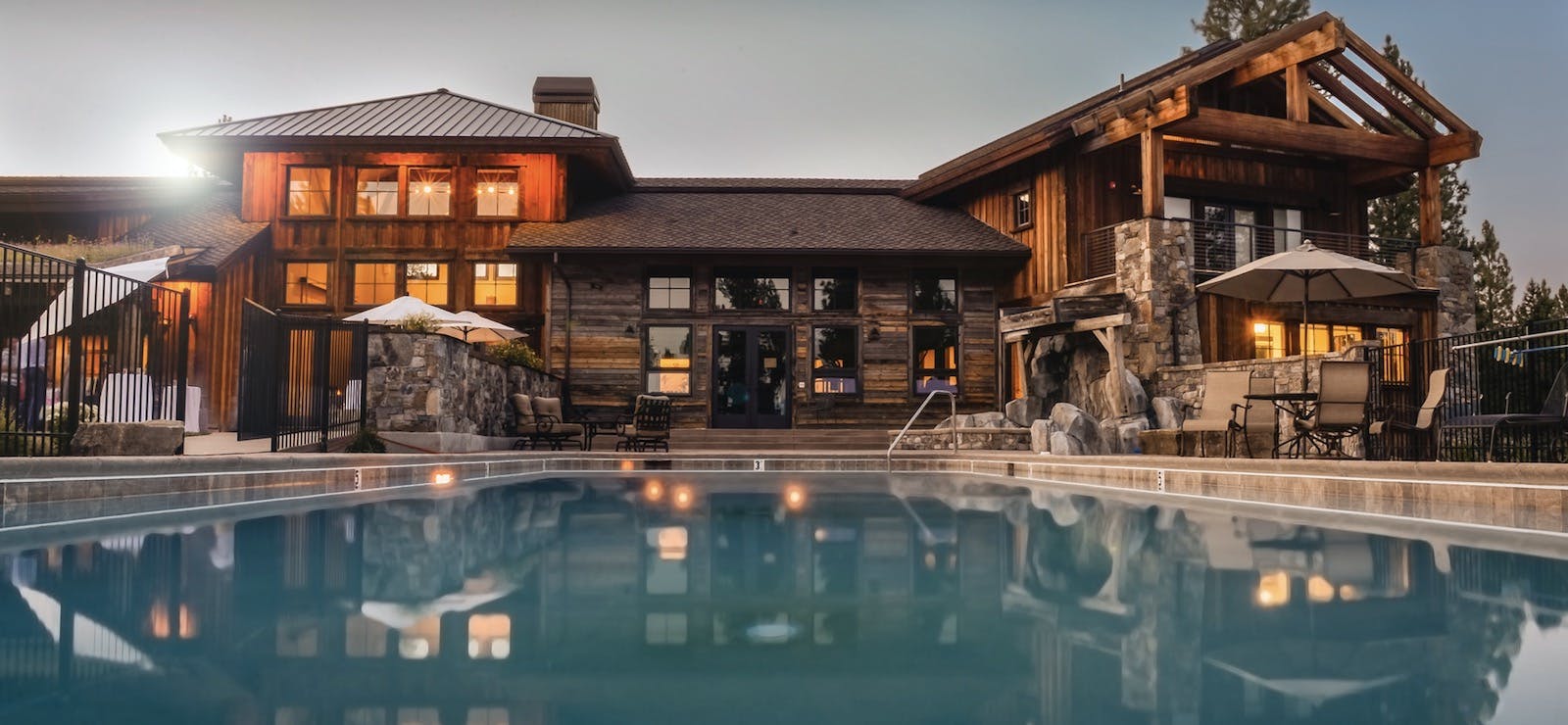 66fdba30e1fd4a242fe1e390 Luxuryhomeexterior