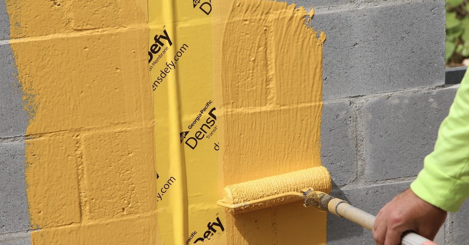 66fdbac8a5dba060b04619ed Georgiapacificdensdefyrollonmin