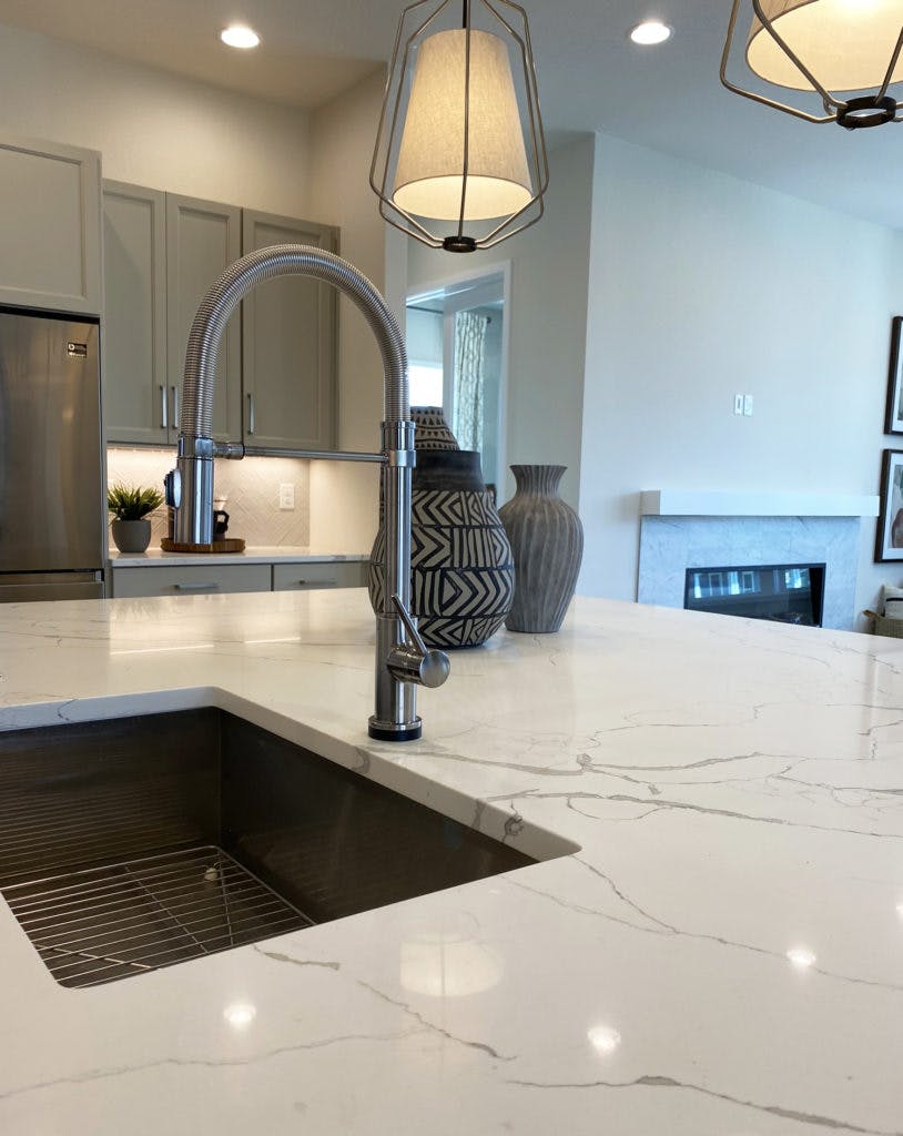 66fdbadc55d39724770970ae Thrivehomebuilderstouchlessfaucet2814x1024