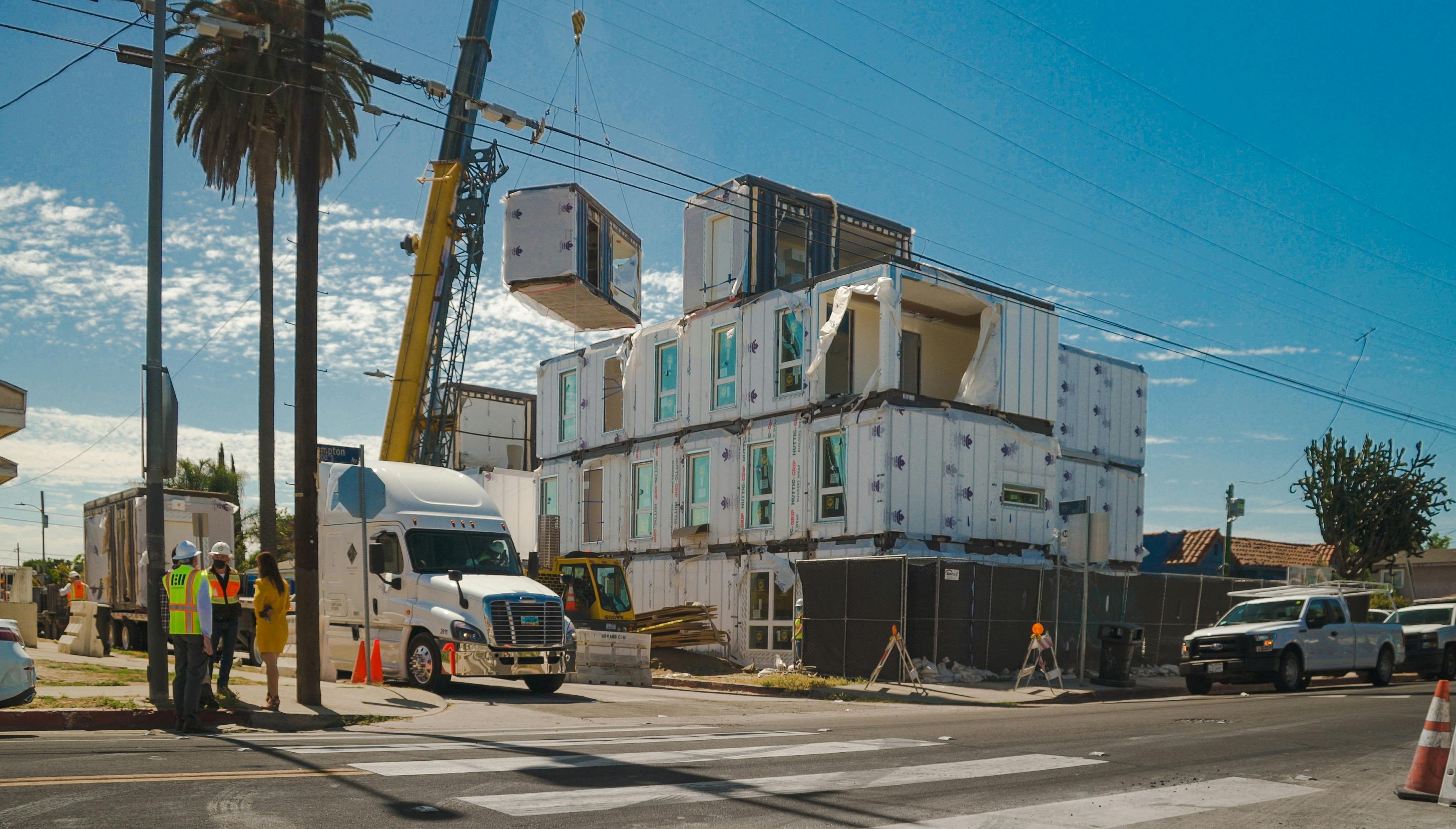 66fdbb02a5dba0bad7461a4a Hero 0201