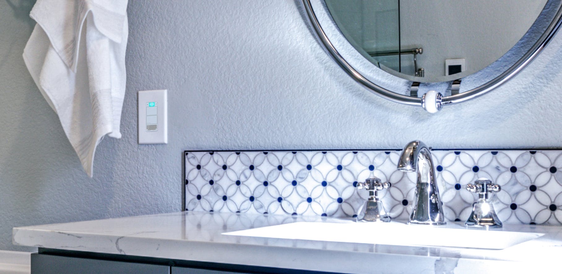 66fdbb7ba897b550acb1f3da Leviton Decora20smart20voice20dimmer Bathroom