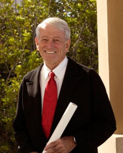 66fdbbece63fdcf51b457d4f Barry1