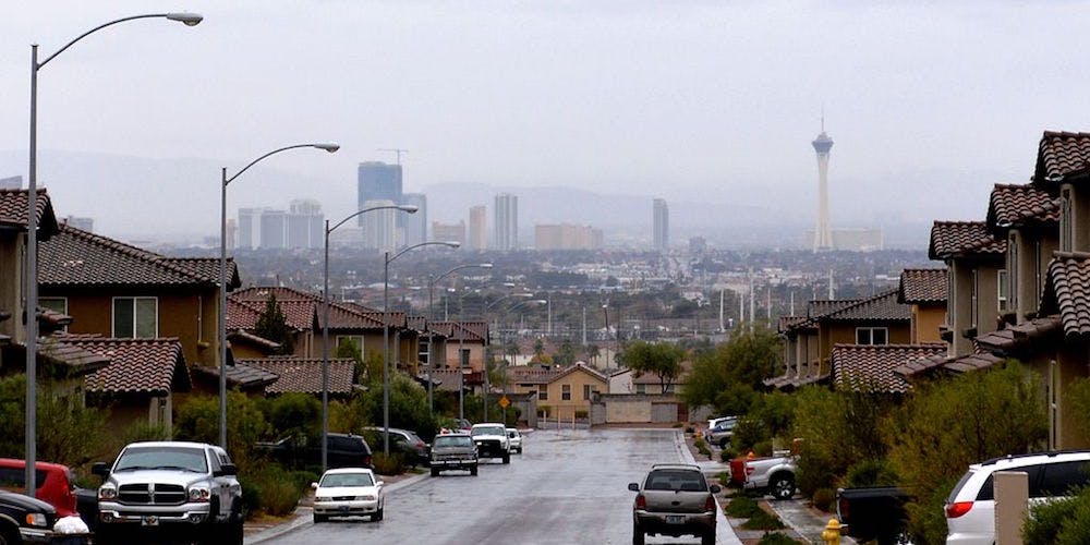 66fdbd16d4ea380383a5953c Vegas1
