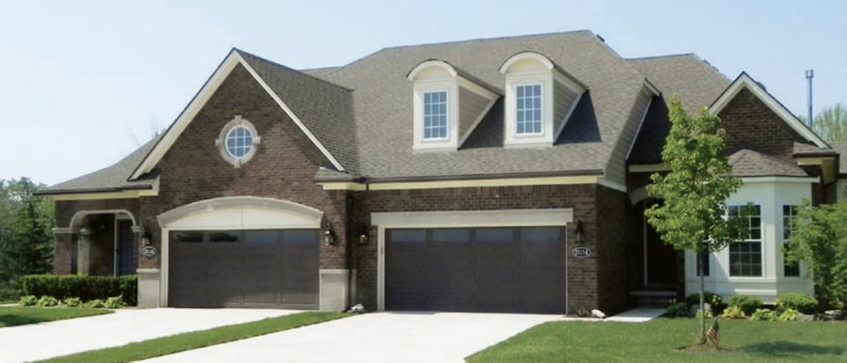 66fdbd19a897b54797b1f98e Dominicktringaliarchitectsthehamptonexterior