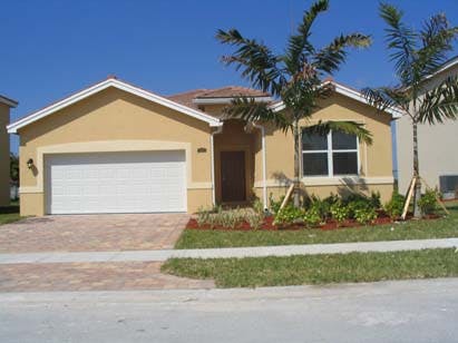 66fdbd54e1fd4a0032e1ebff Caymanlot581front20copy