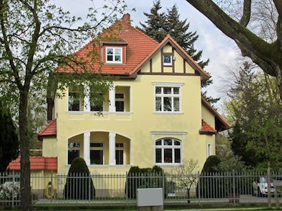 66fdbd6d3cabd94080a6978f House1 1