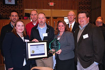 66fdbd94a5dba0092f462178 Uponormanufactureroftheyearaward2