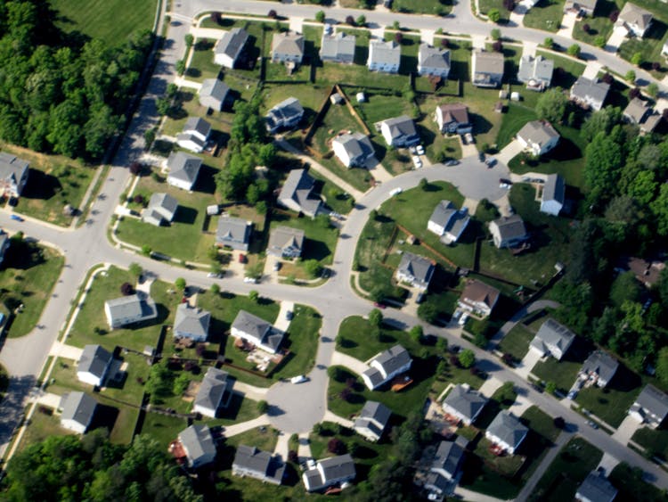 66fdbde3dbd68e5ad54aa53a Birdseyesuburbs 0