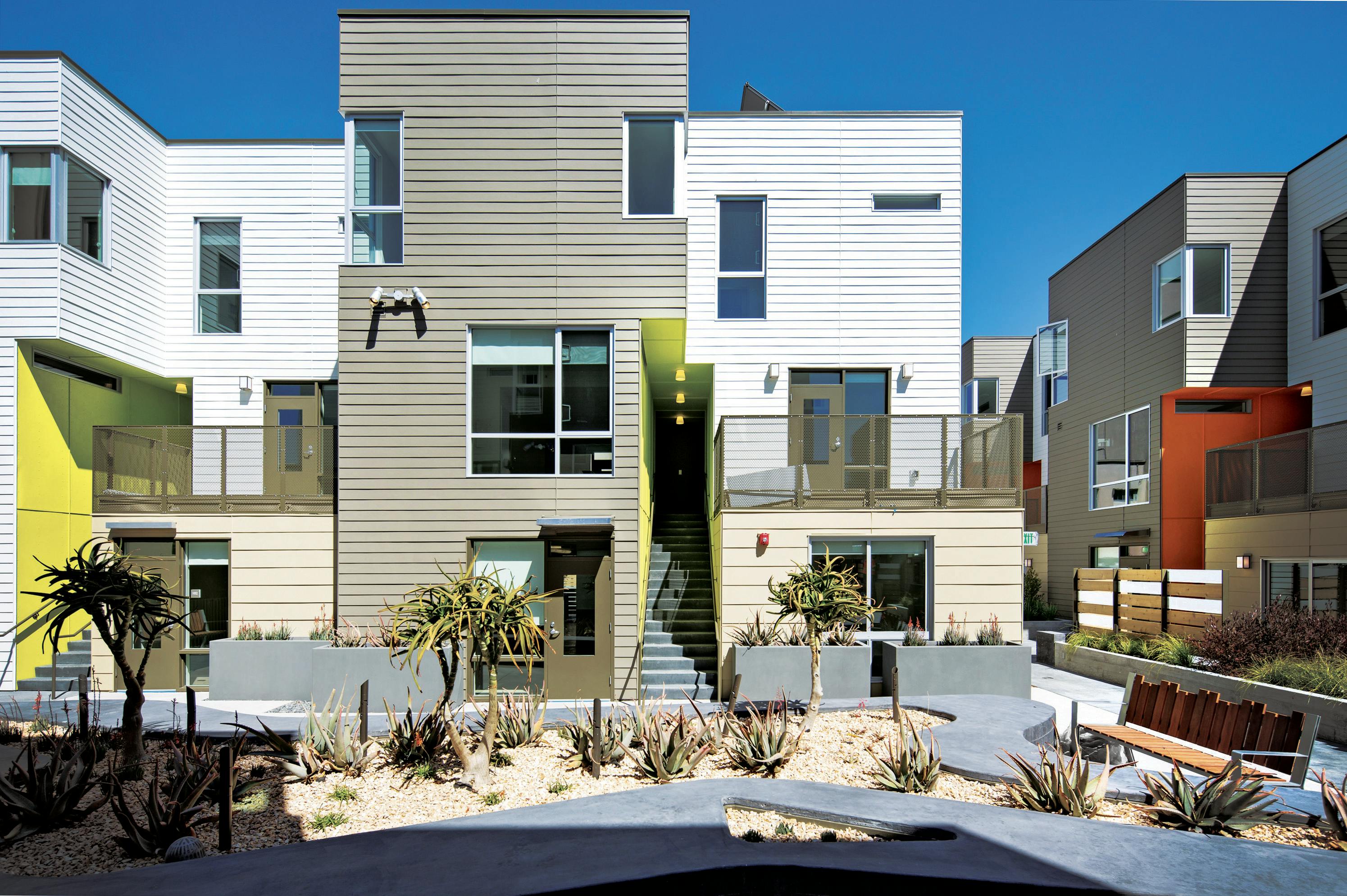 66fdbe83a5dba072cf4624bb 714610courtyardunitsfirstchoice