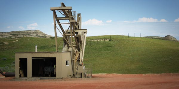 66fdbe9101d3bf396caf78ee Oil Pump North Dakota