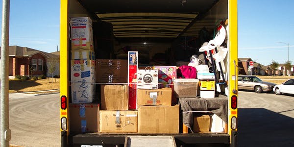 66fdbe973cabd93f0ca69b25 Moving Truck