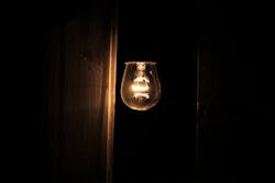 66fdbecad4ea386687a59ae2 Hzlightbulb 3 66fdbecad4ea386687a59ae2 Hzlightbulb 3