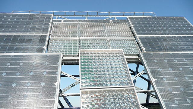 66fdbee1a5dba077434625a5 640pxphotovoltaics In Petersburg 3 3