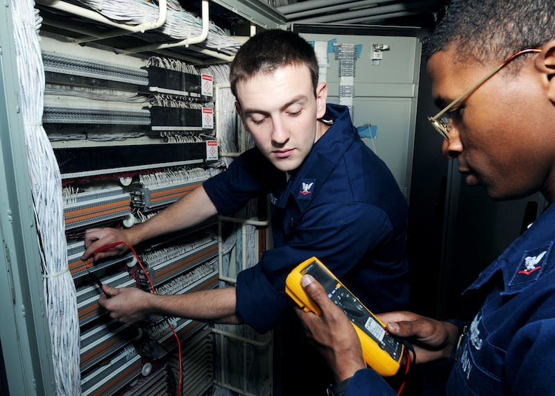 66fdbf43e63fdc5083458892 Electrician