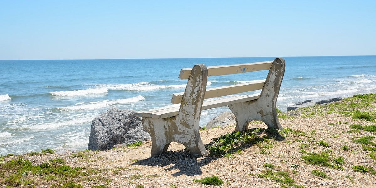 66fdc07ade5fd1ef6754915d Benchchair1617335 1280