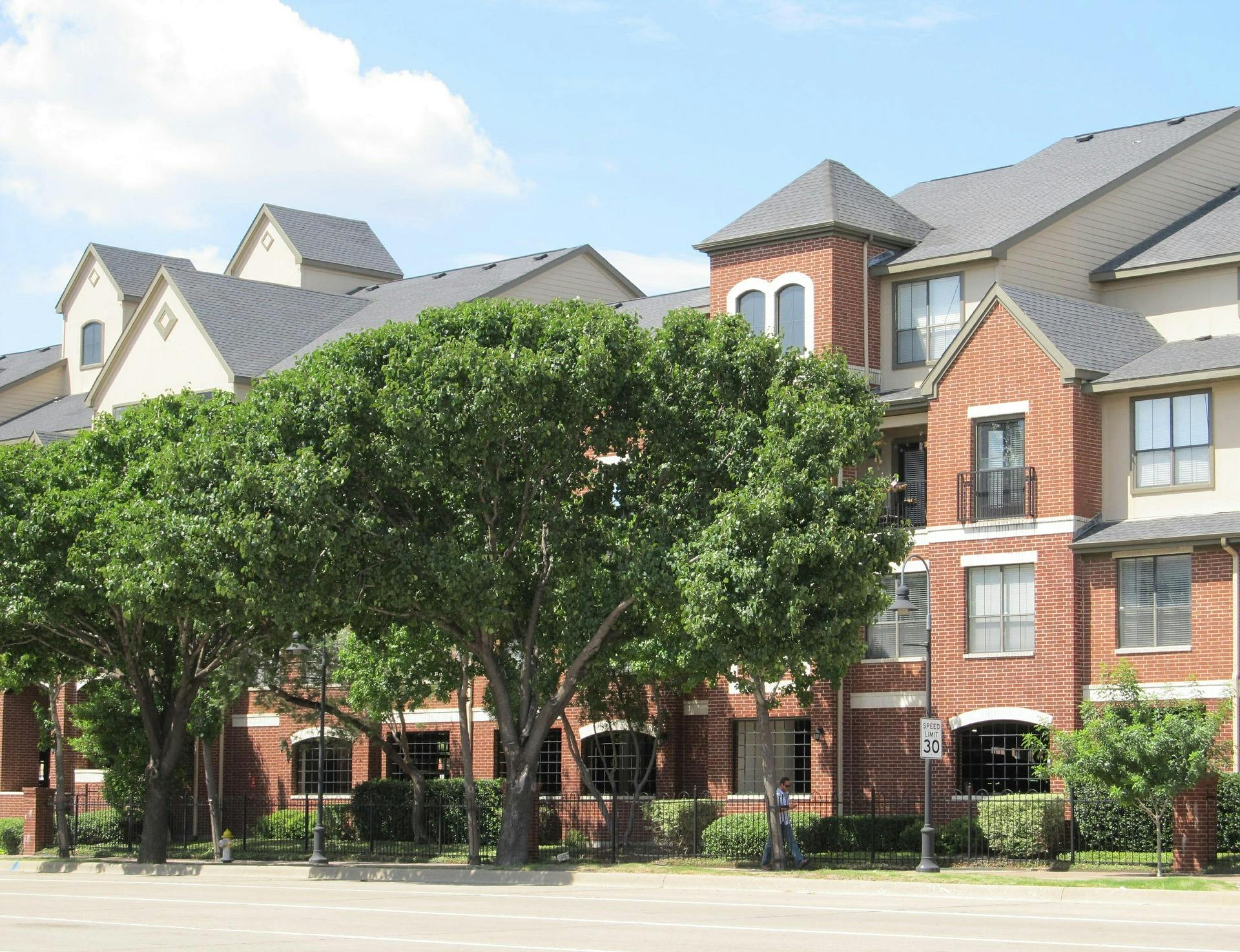 66fdc0f0de5fd14e1854924d Urbancondominiums373775 1920