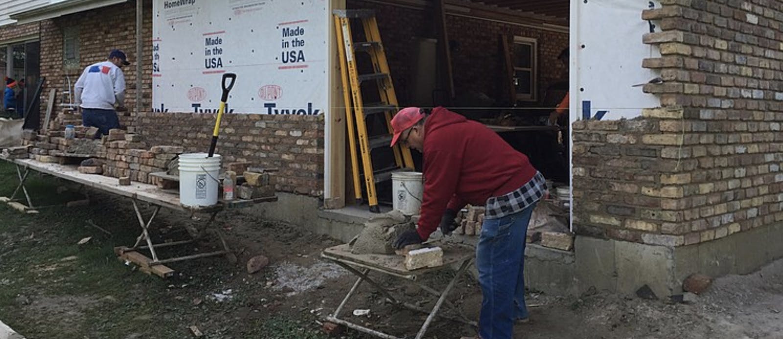 66fdc269e63fdc20bc458f3c Brickveneerinstalleationwallbrickstackerimage