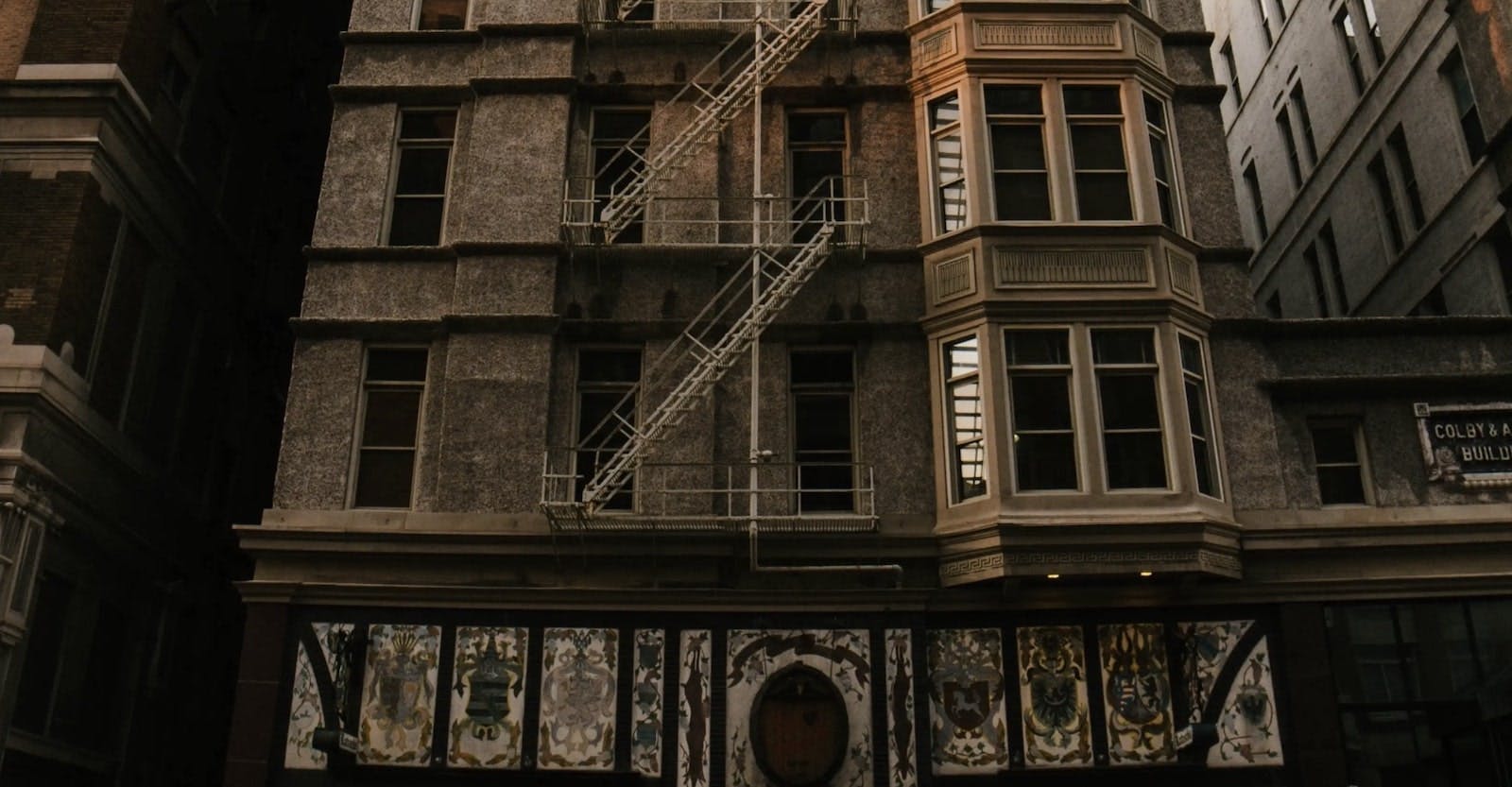 66fdc40ad4ea387dc2a5a39c Cityapartmentbuildingmin