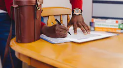 Photo: Unsplash/Adeolu Eletu