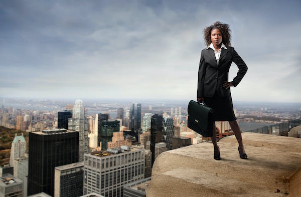 66fdc617a5dba0ba0b4631db Businesswomanontopofgame