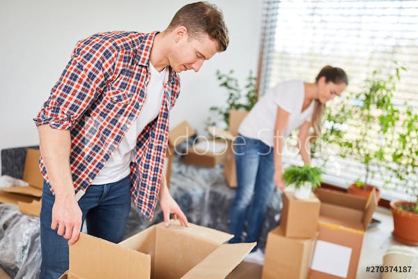 66fdc64ade5fd1031d5498e2 Couple20unpacking20boxes 0