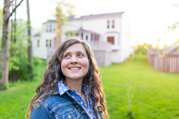 66fdc661d4ea382e16a5a71c Smilingwomanhomeowner