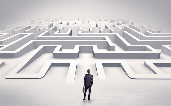 66fdc69601d3bfa132af870c Manstaringatamaze