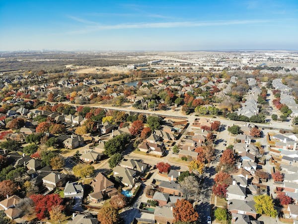 66fdc696a897b50799b20c11 Neighborhoodoverheadaerialpic