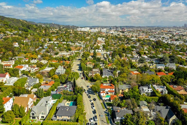 66fdc6abde5fd1eca75499ce Housingaerialincalifornia