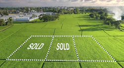 Current Lot Values Are Approaching The Record Levels Seen During The Housing Boom Of 2005 2006 | Photo: Differr / Stock adobe