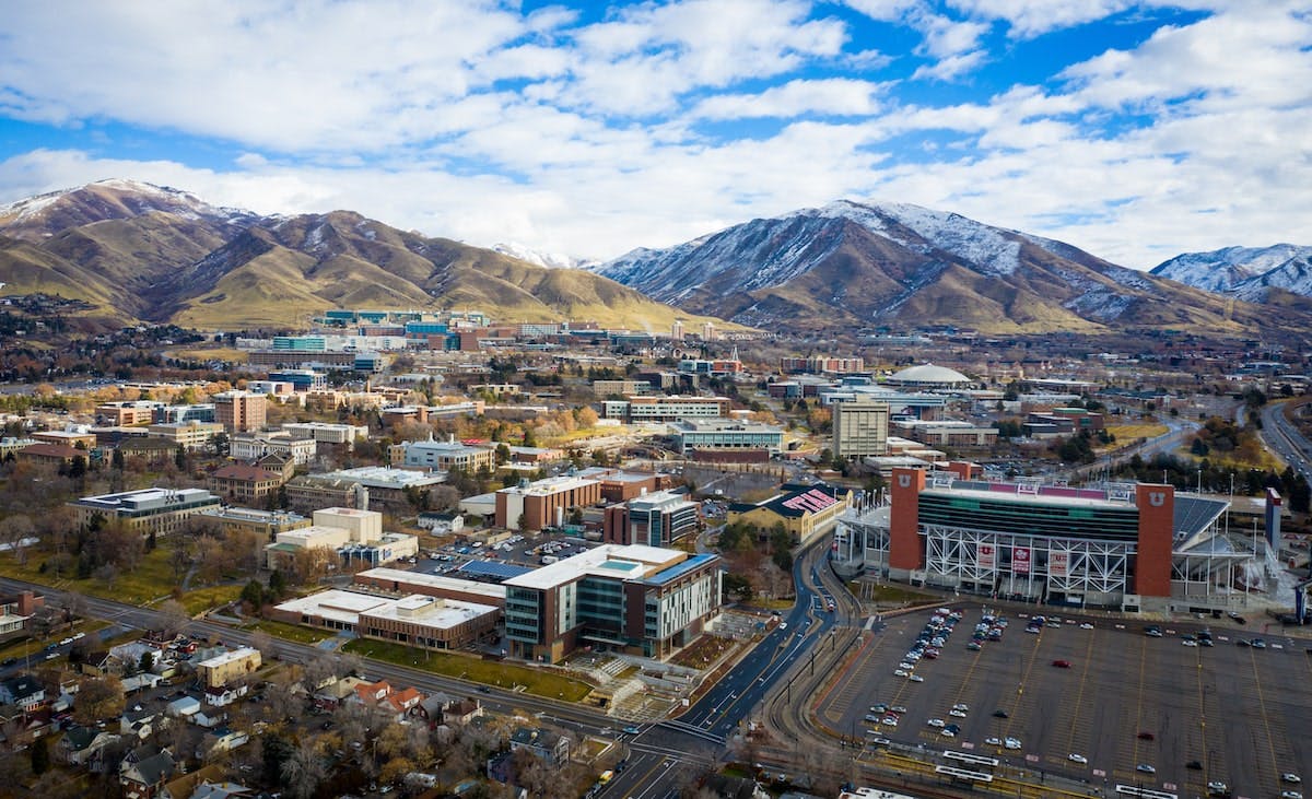 66fdc8bdd4ea382d9ea5abad Utahmin