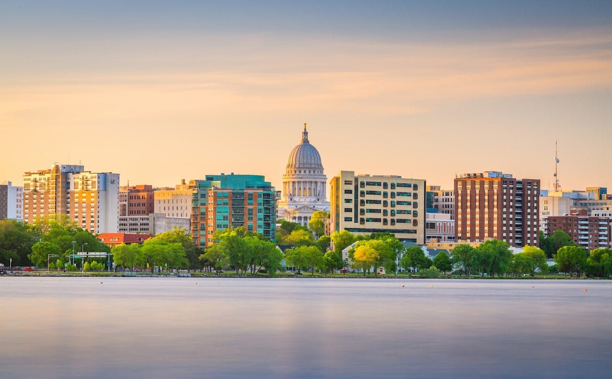 66fdc8cd36c97ed1038b7388 Madison20wisconsin20min