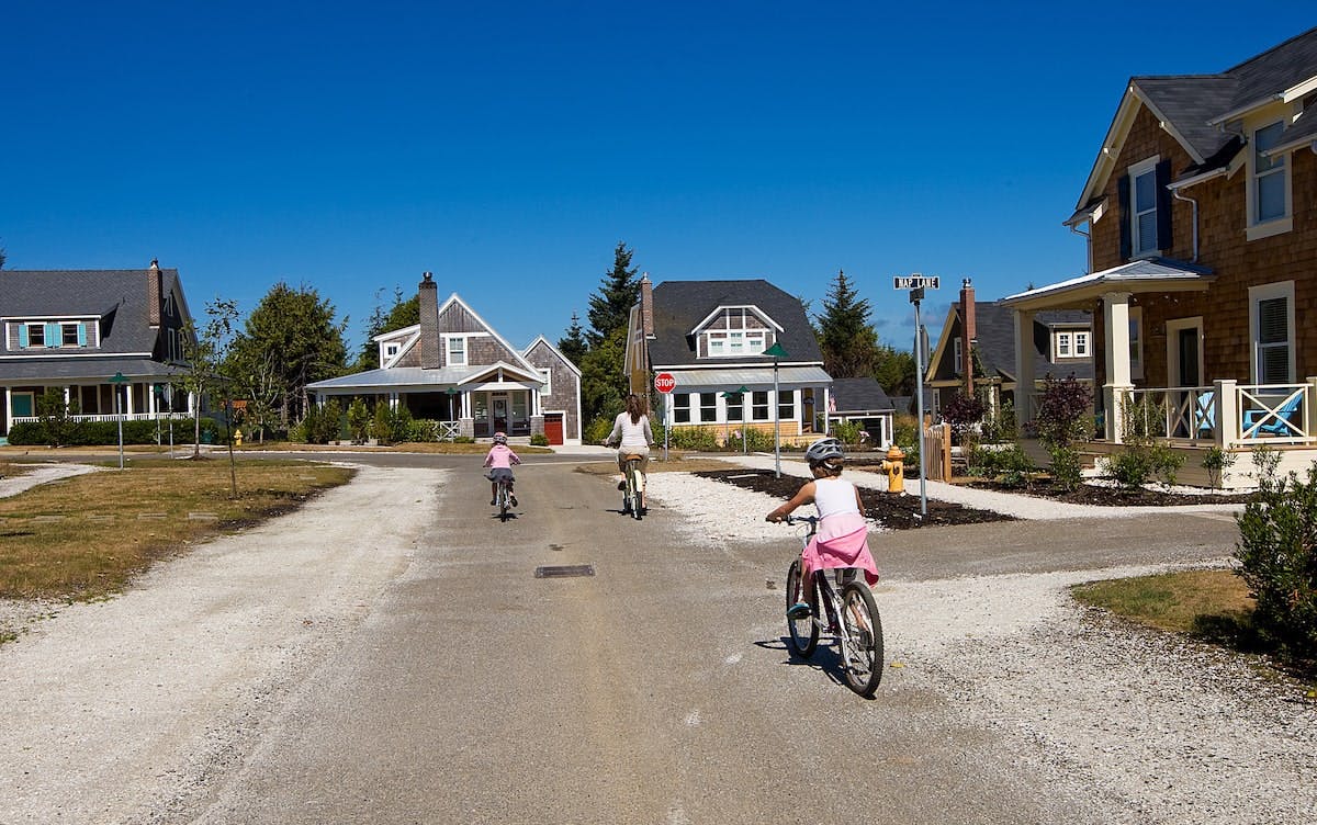 66fdc8da01d3bf3e48af8c0a Kid20friendly20neighborhoodmin