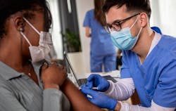 66fdc8e2a5dba05d954637c6 Covid20employee20vaccinemin 66fdc8e2a5dba05d954637c6 Covid20employee20vaccinemin