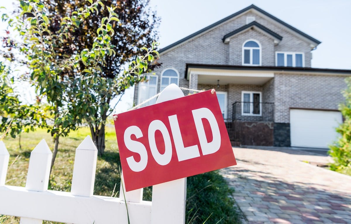 66fdc8eaa897b52709b210e9 Pending20home20salemin 0