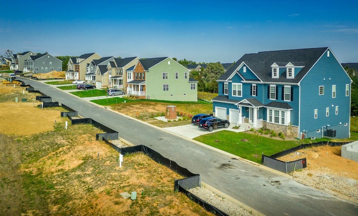 66fdc93001d3bf7dfdaf8c99 Developed20neighborhoodmin