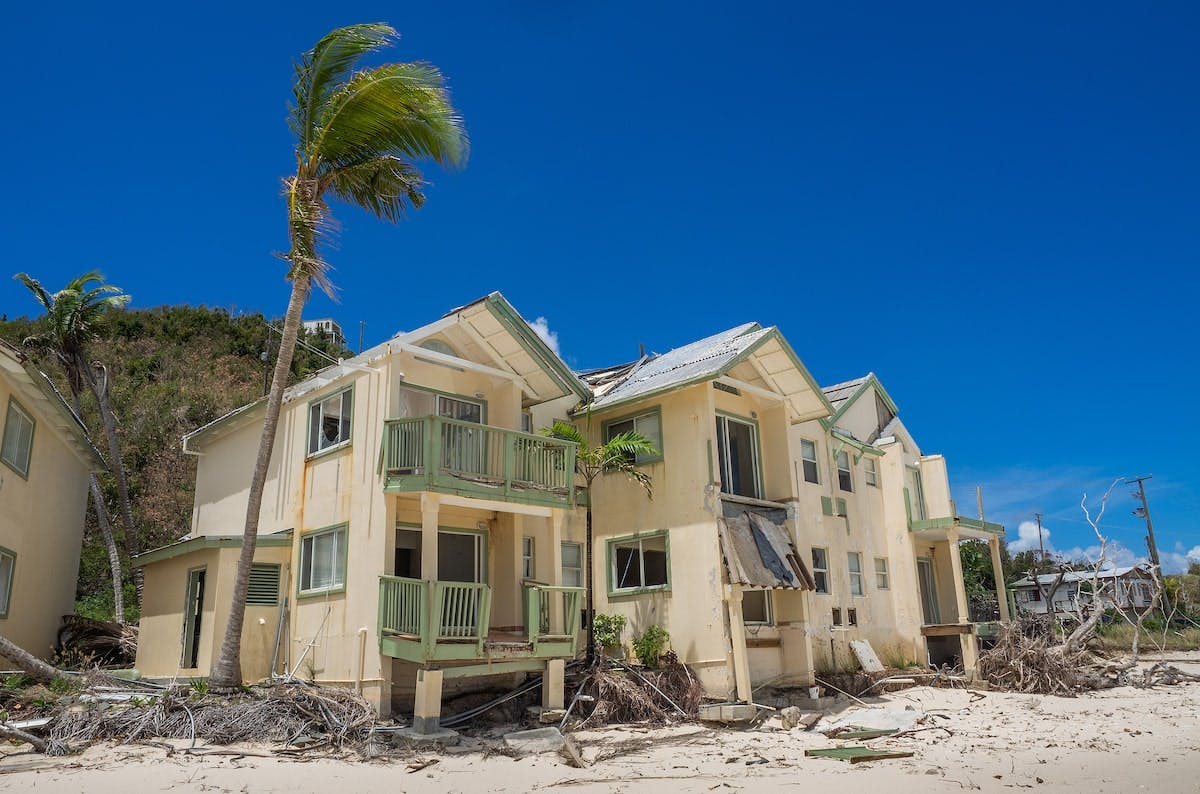 66fdc93936c97e49d58b7460 Hurricane20homemin