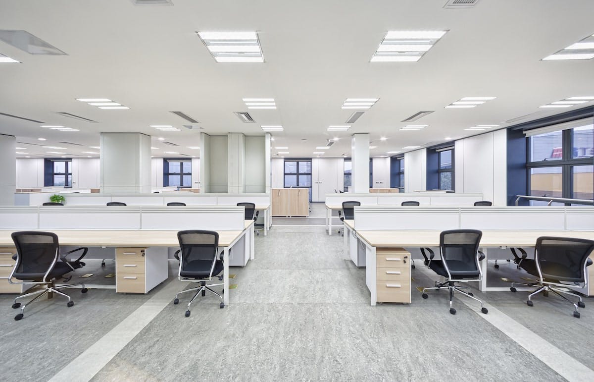 66fdc98dde5fd1598c549f27 Empty20officemin