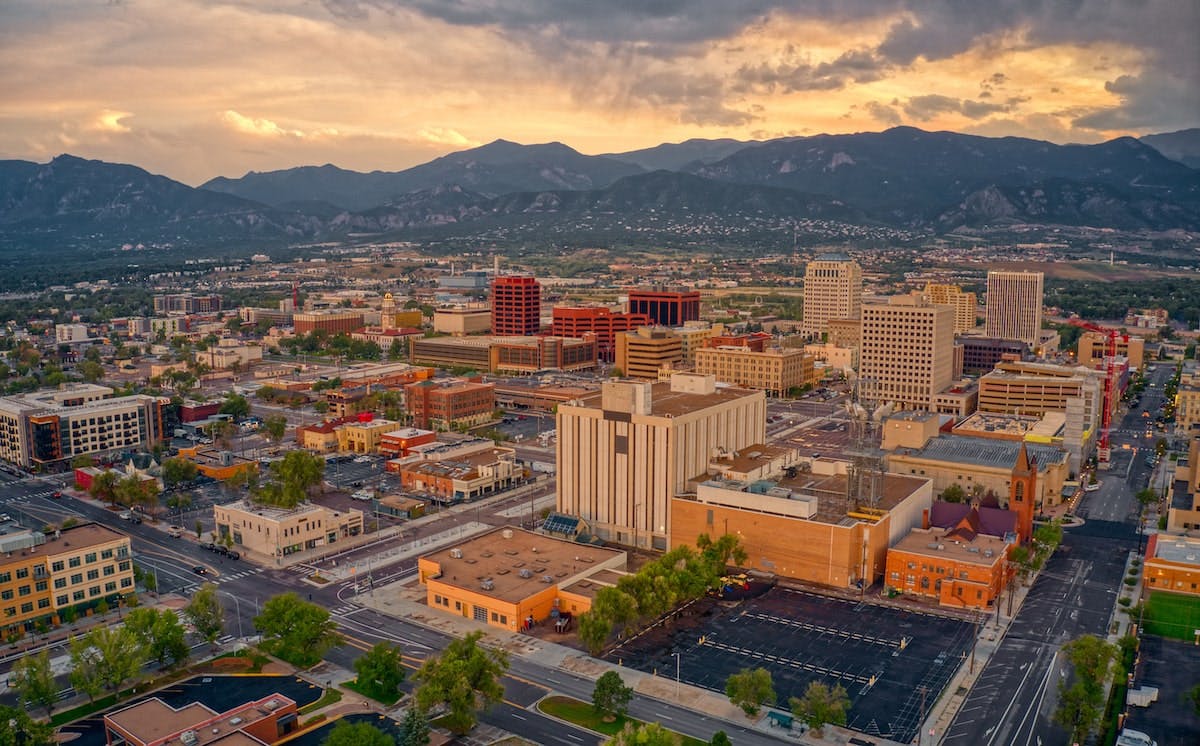 66fdc98f01d3bf5853af8d62 Colorado20springsmin