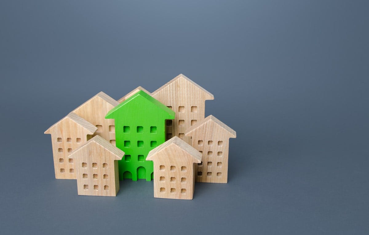 66fdc9b8a897b53e62b2123a Green20housemin201