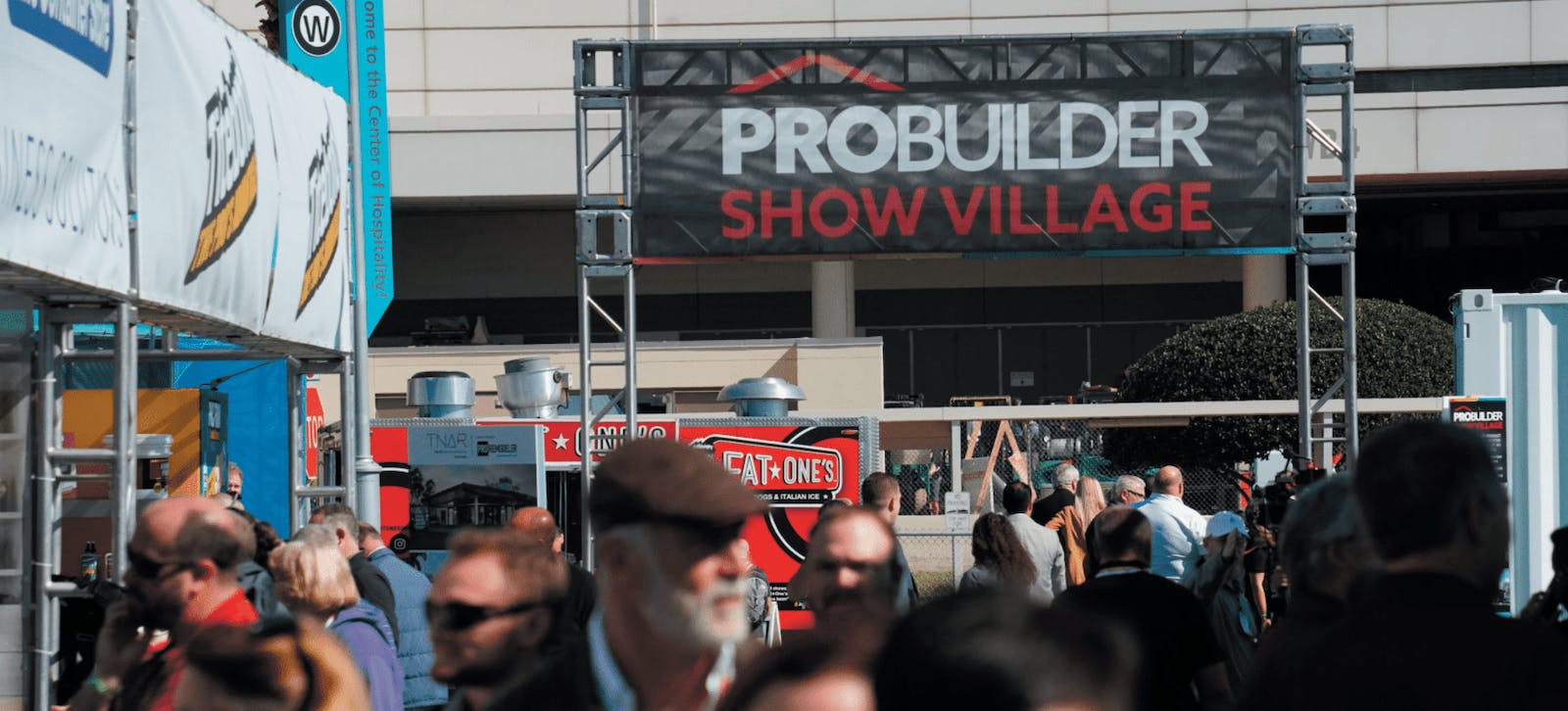 66fdc9c736c97e36628b755b Ibsshowvillagecrowdsmin