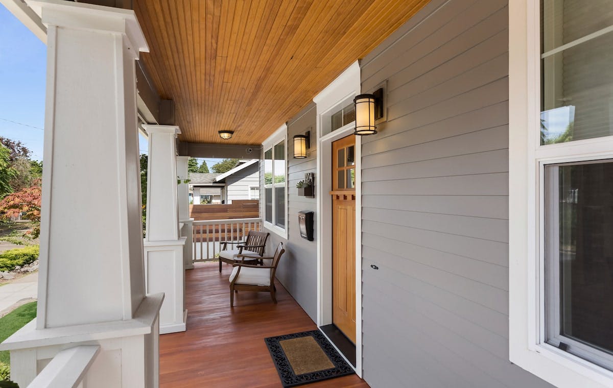 66fdc9cede5fd141b9549f9e Finished20front20porchmin