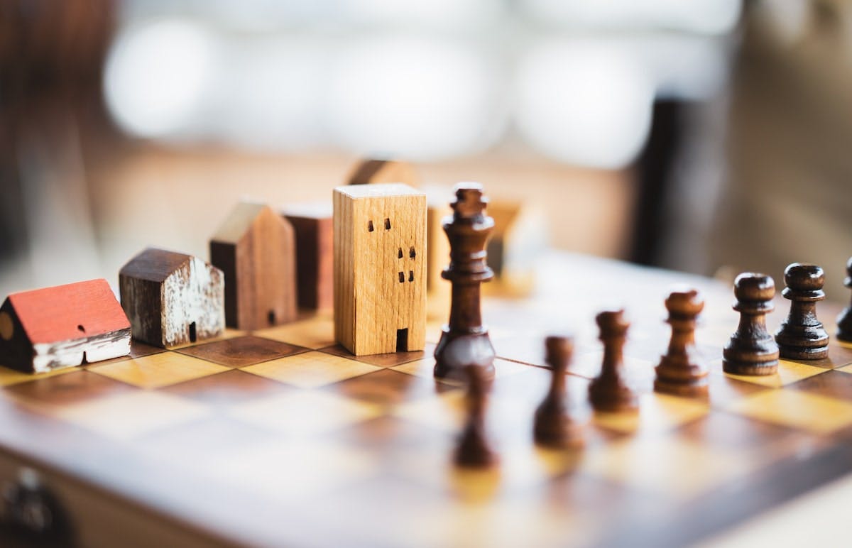 66fdc9fa36c97ef86f8b75a5 House20chessmin