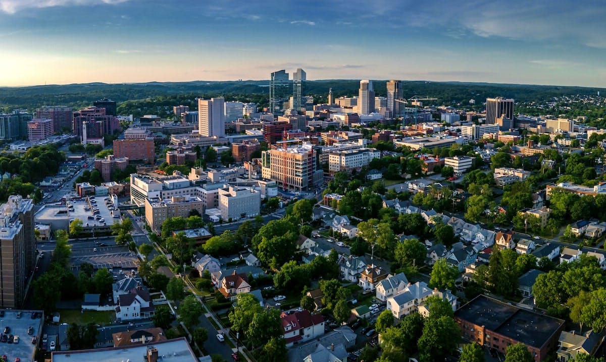 66fdca08dbd68ef81d4abc78 City20suburbmin