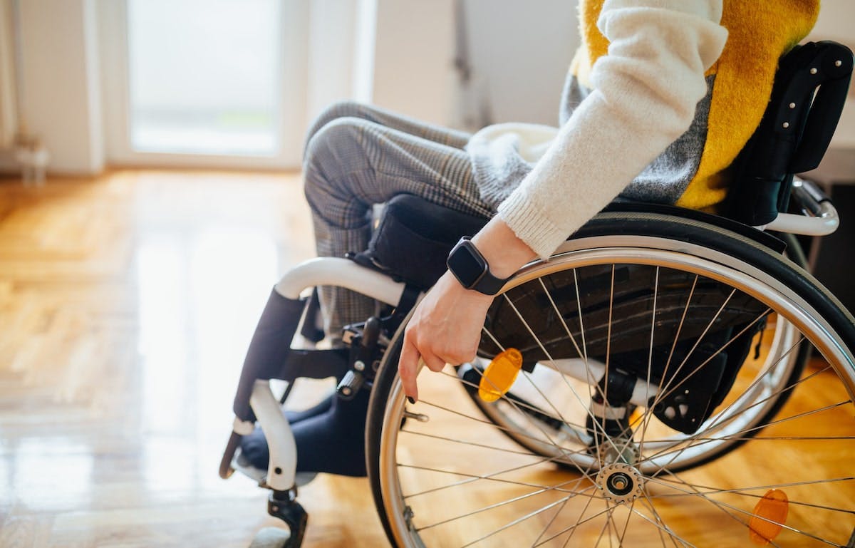 66fdca19a5dba054464639f6 Wheelchair20in20housemin