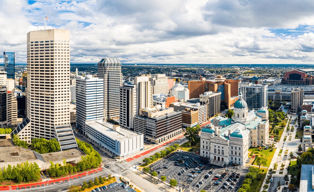 66fdca2a3cabd99167a6affe Indianapolisskylineindianastatehousestatecapitalmi