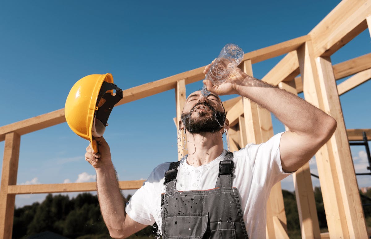 66fdca6101d3bfea87af8ed1 Constructionworkerheatsafetyoshamin