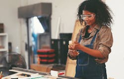 66fdca76dbd68ee8d84abd5d Femalecarpenterintrainingwearingsafetyglassesmin 66fdca76dbd68ee8d84abd5d Femalecarpenterintrainingwearingsafetyglassesmin